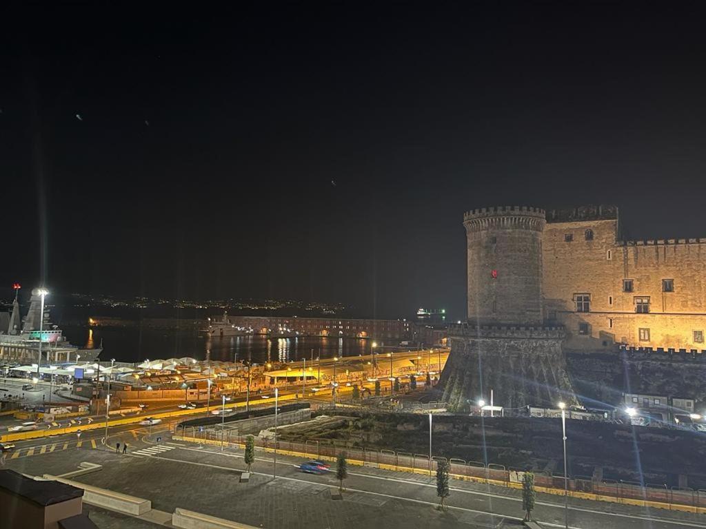 La Dimora Al Castello Central Flat Naples - My Place Екстер'єр фото