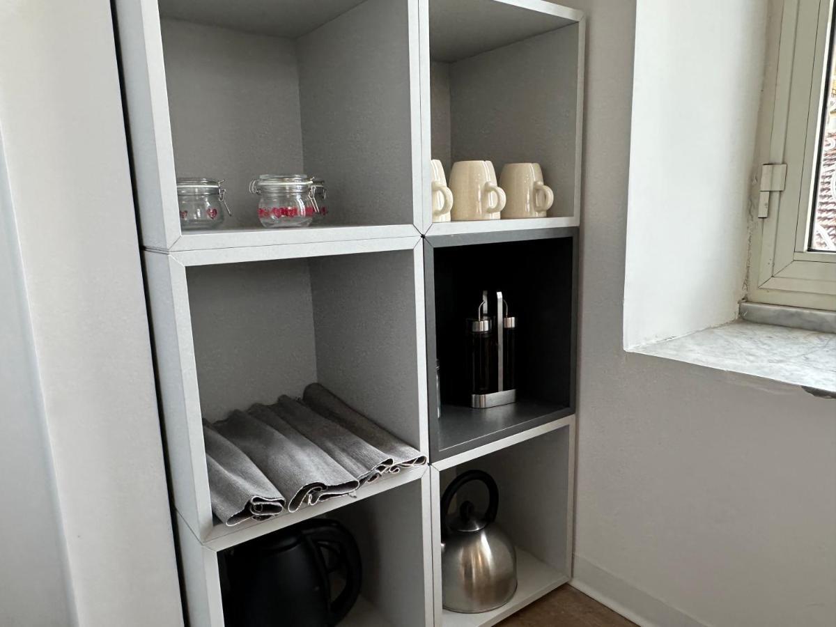 La Dimora Al Castello Central Flat Naples - My Place Екстер'єр фото