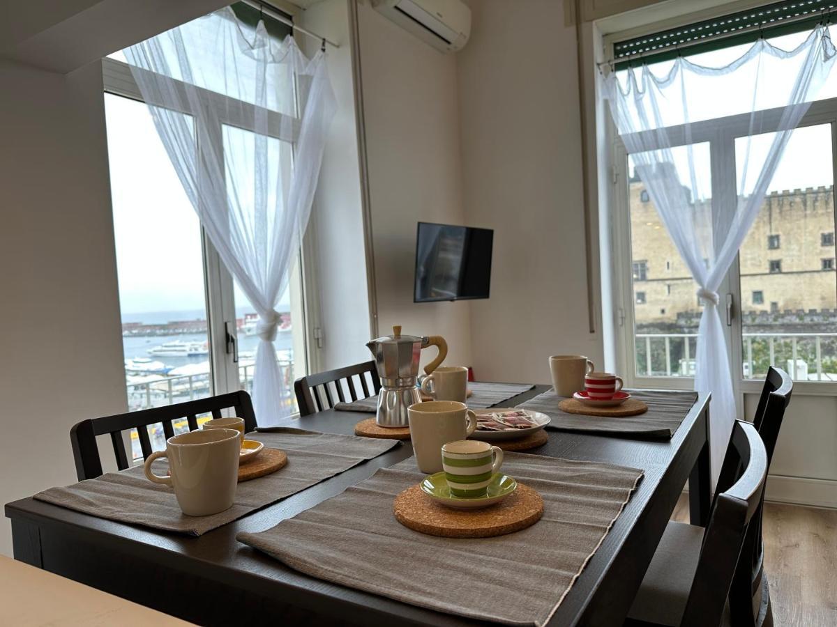 La Dimora Al Castello Central Flat Naples - My Place Екстер'єр фото