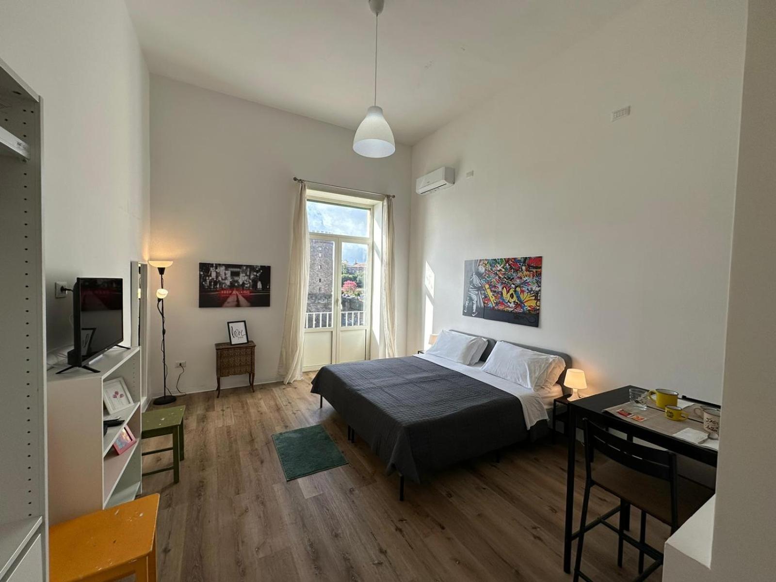 La Dimora Al Castello Central Flat Naples - My Place Екстер'єр фото